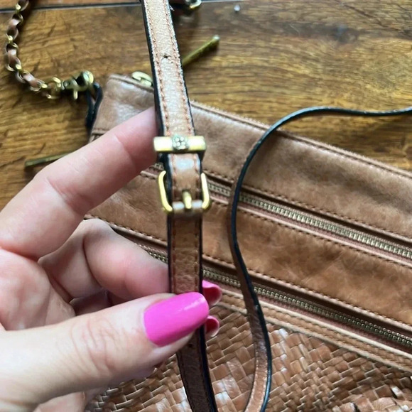 Elliot Lucca crossbody - Picture 4 of 7